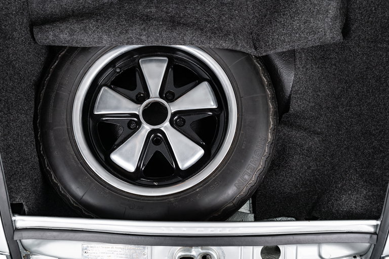 Porsche 911 S (F-Modell)