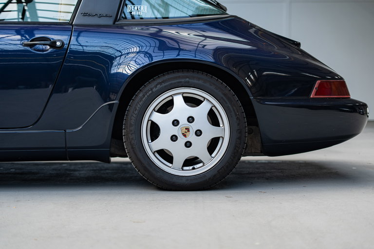 Porsche 964 Carrera 4