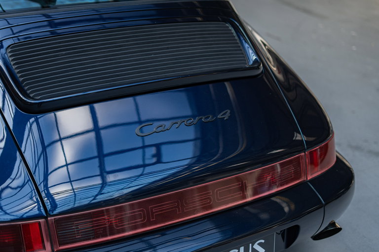 Porsche 964 Carrera 4