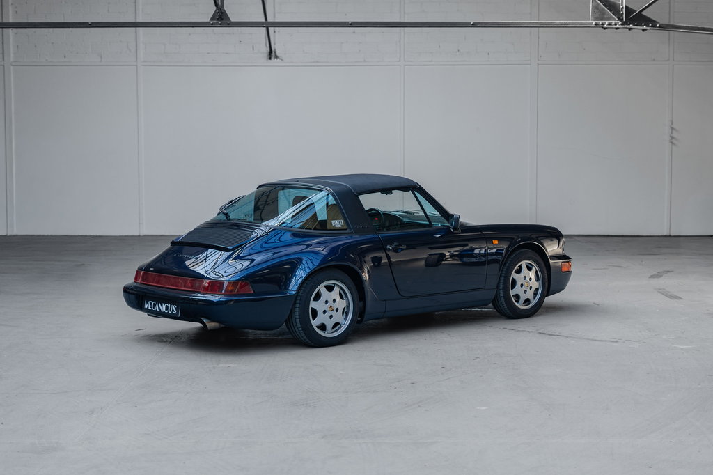 Porsche 964 Carrera 4