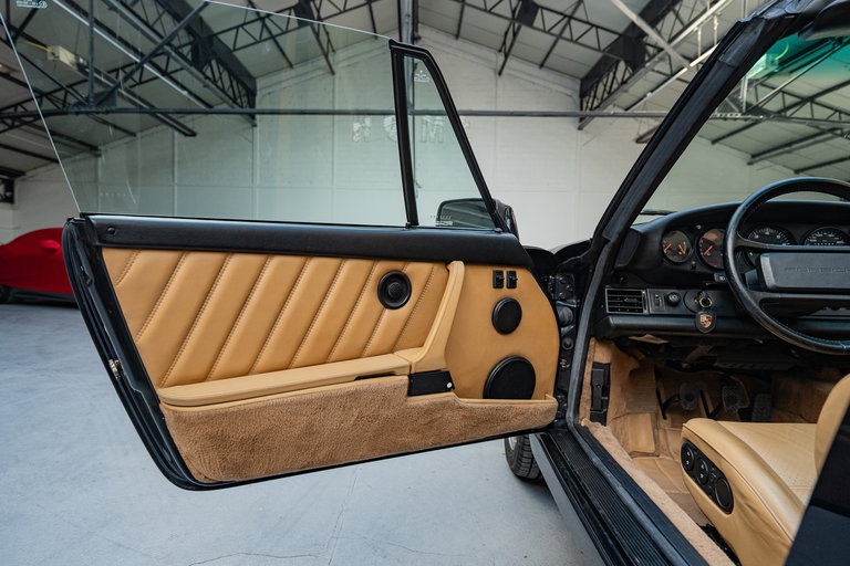 Porsche 964 Carrera 4