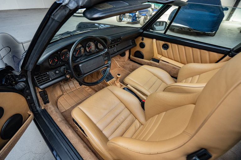 Porsche 964 Carrera 4