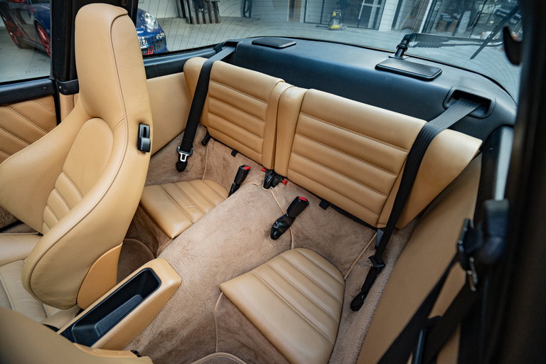 Porsche 964 Carrera 4