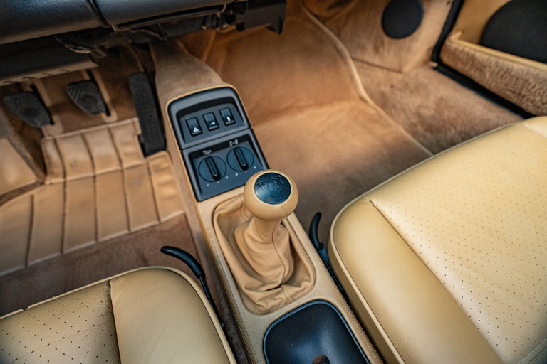 Porsche 964 Carrera 4