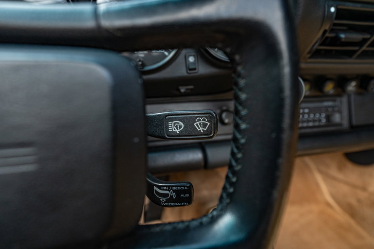 Porsche 964 Carrera 4