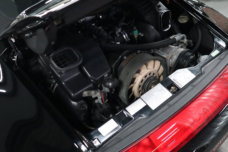 Porsche 993 Carrera 4