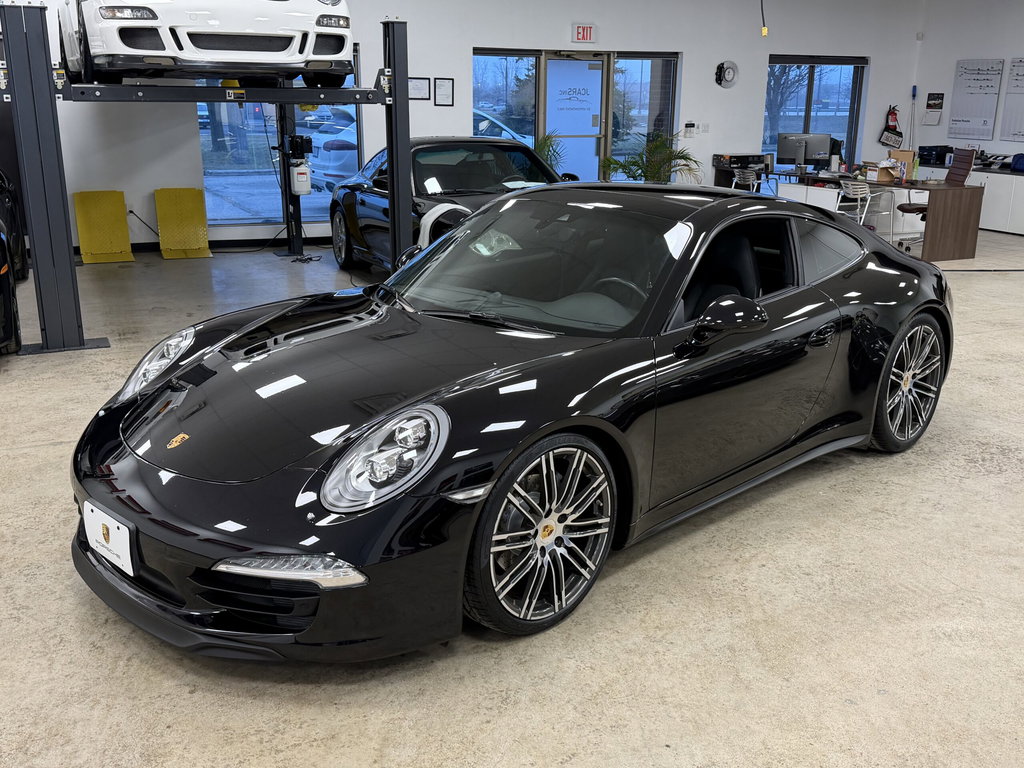 Porsche 991 Carrera 4 Black Edition