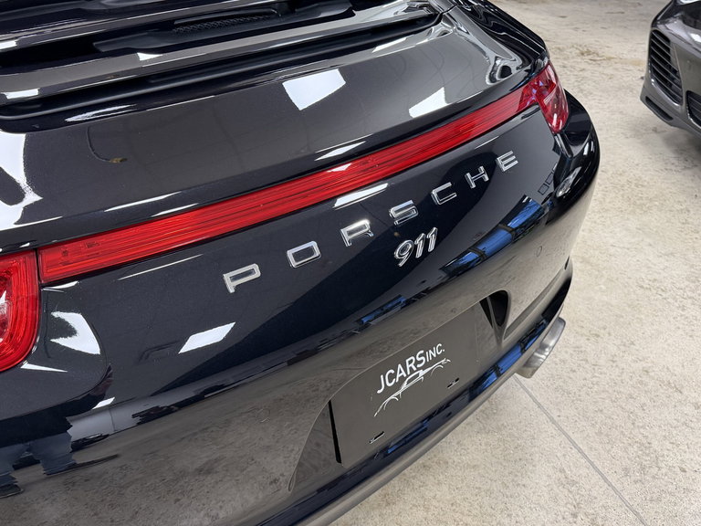 Porsche 991 Carrera 4 Black Edition