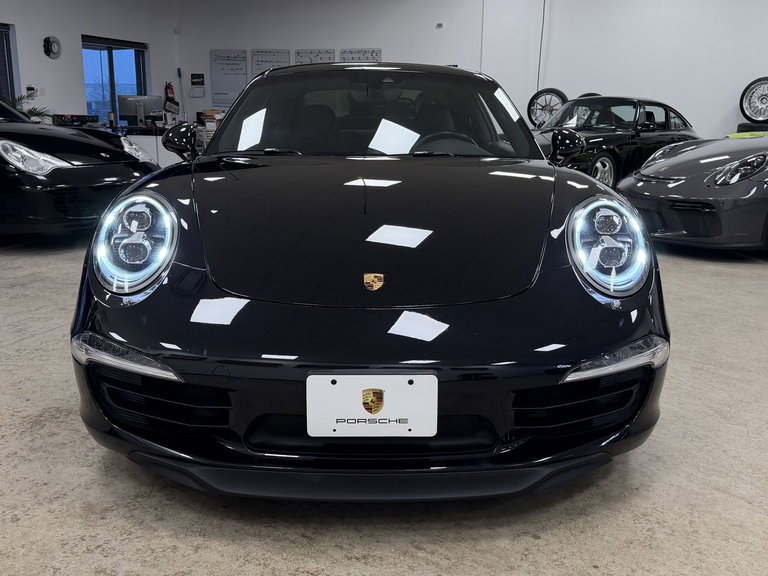 Porsche 991 Carrera 4 Black Edition
