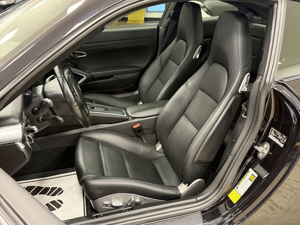 Porsche 991 Carrera 4 Black Edition