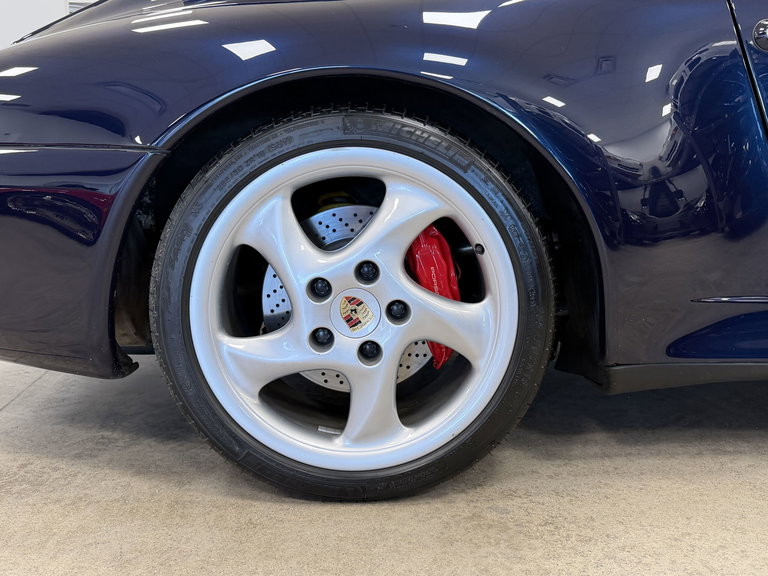 Porsche 993 Carrera 4S