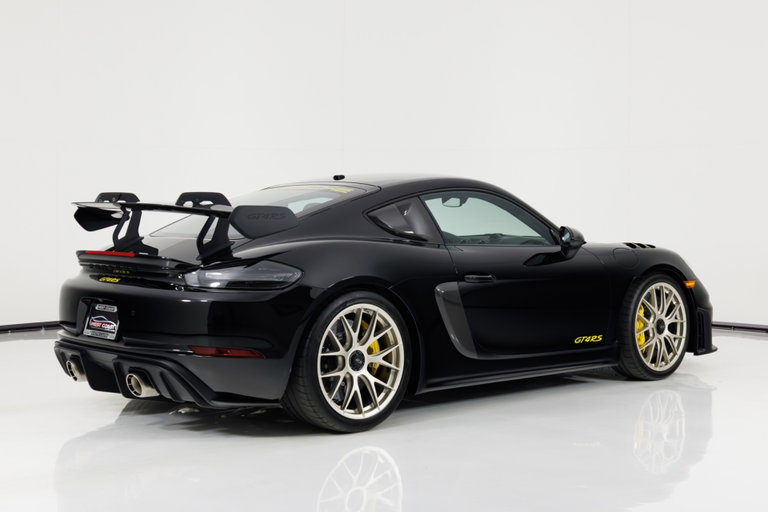 Porsche 718 Cayman GT4 RS