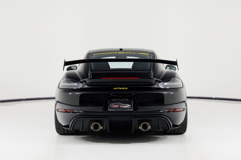 Porsche 718 Cayman GT4 RS