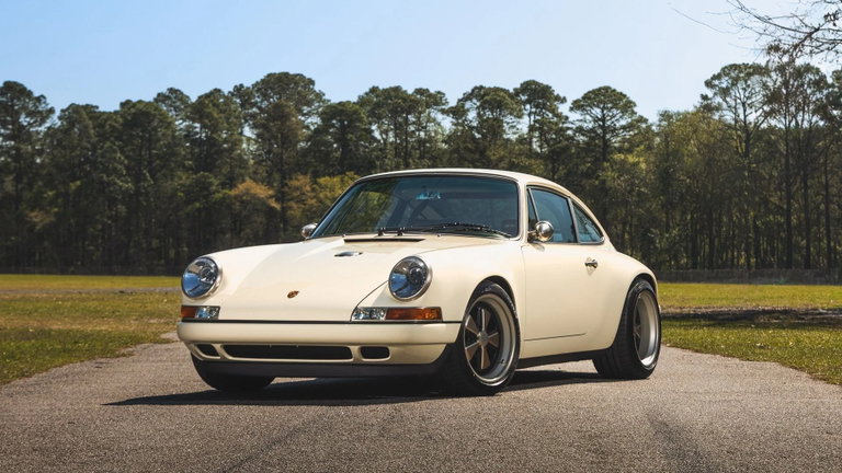 Porsche 911 Reimagined by Singer