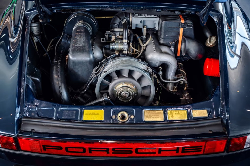 Porsche 911 Carrera 3.2