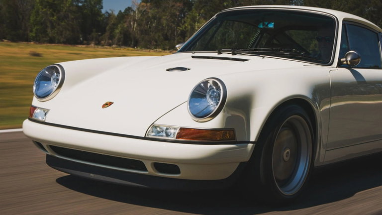 Porsche 911 Reimagined by Singer