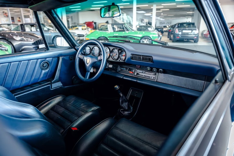 Porsche 911 Carrera 3.2
