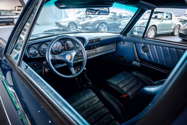 Porsche 911 Carrera 3.2