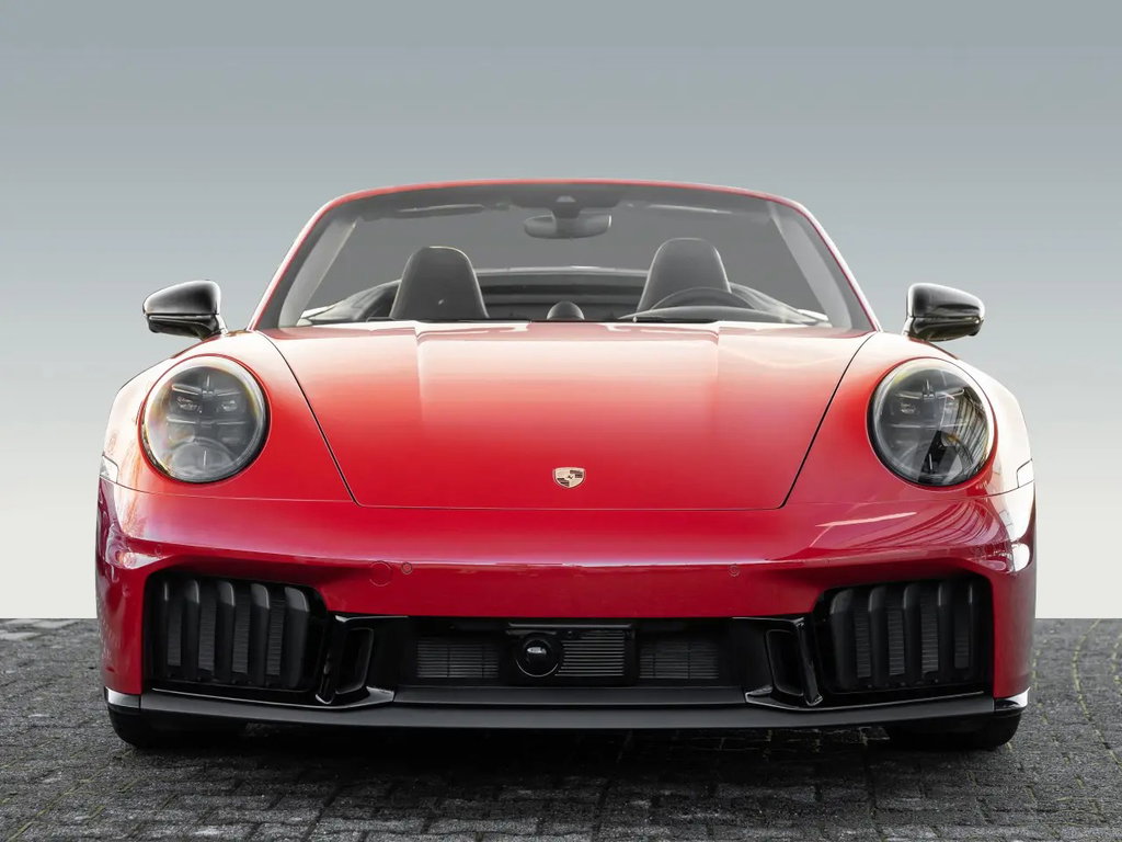 Porsche 992.2 Carrera 4 GTS