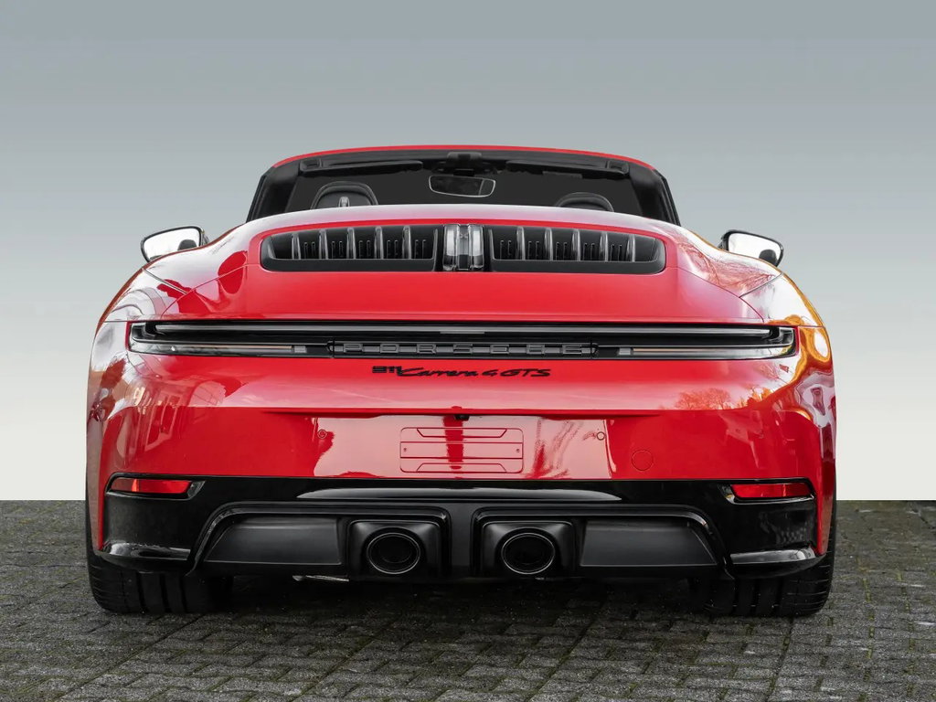 Porsche 992.2 Carrera 4 GTS