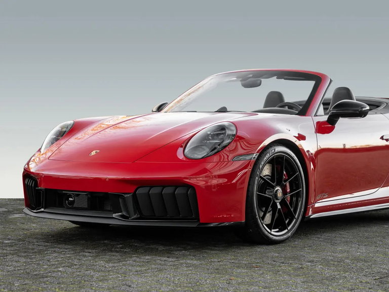 Porsche 992.2 Carrera 4 GTS