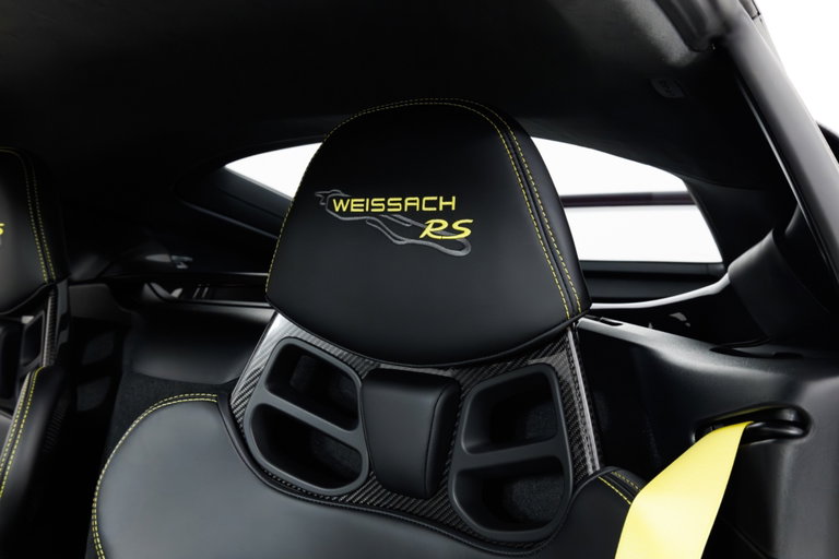 Porsche 718 Cayman GT4 RS