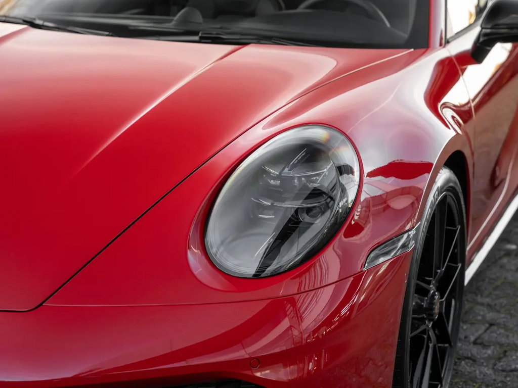 Porsche 992.2 Carrera 4 GTS