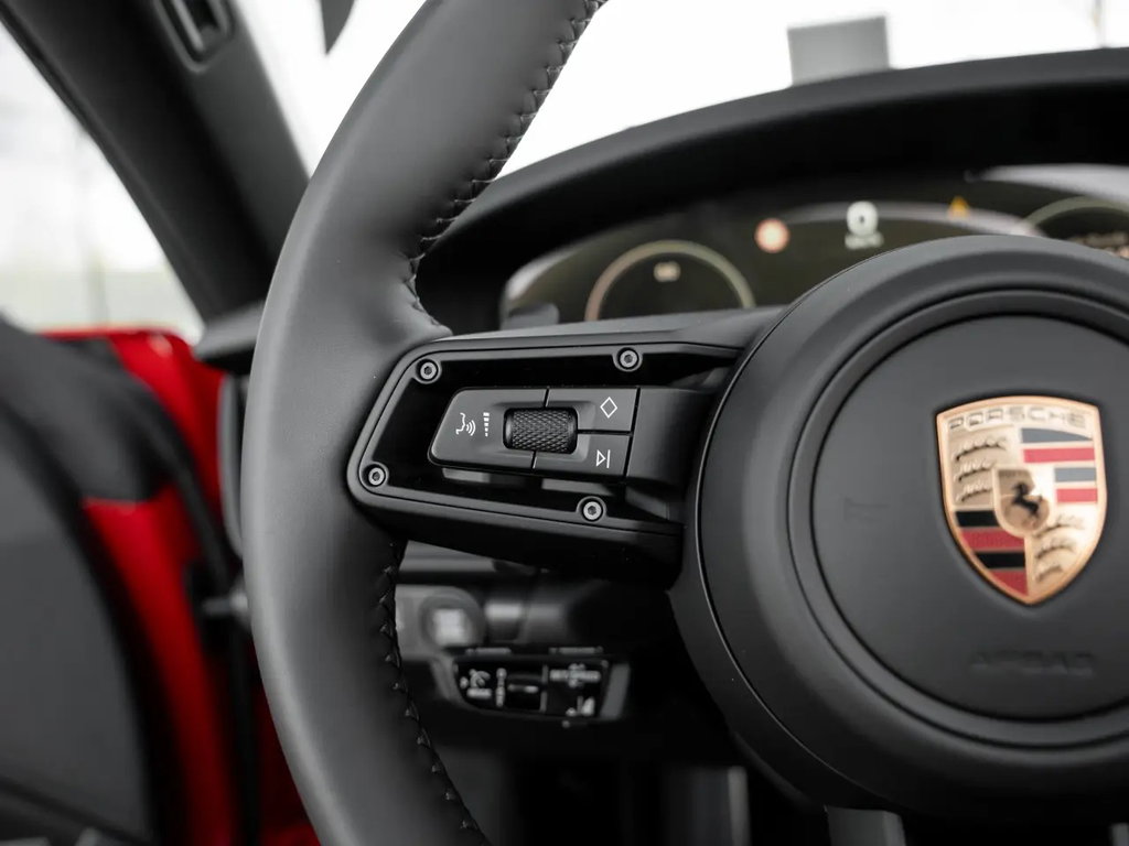 Porsche 992.2 Carrera 4 GTS