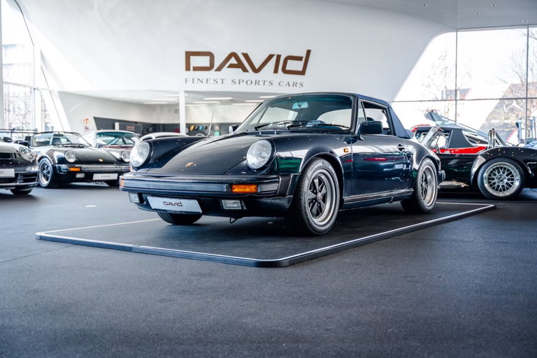 Porsche 911 Carrera 3.2