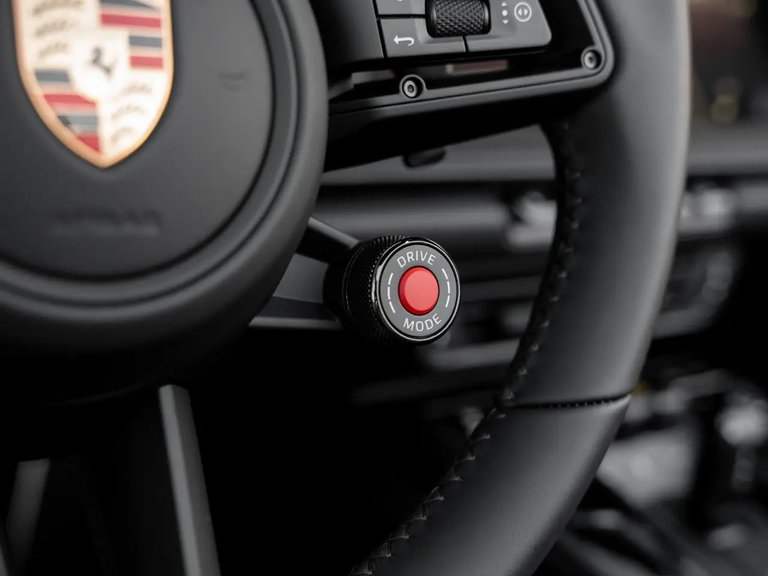 Porsche 992.2 Carrera 4 GTS