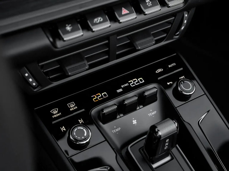 Porsche 992.2 Carrera 4 GTS