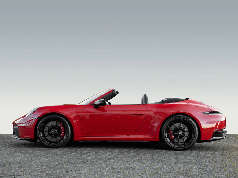 Porsche 992.2 Carrera 4 GTS