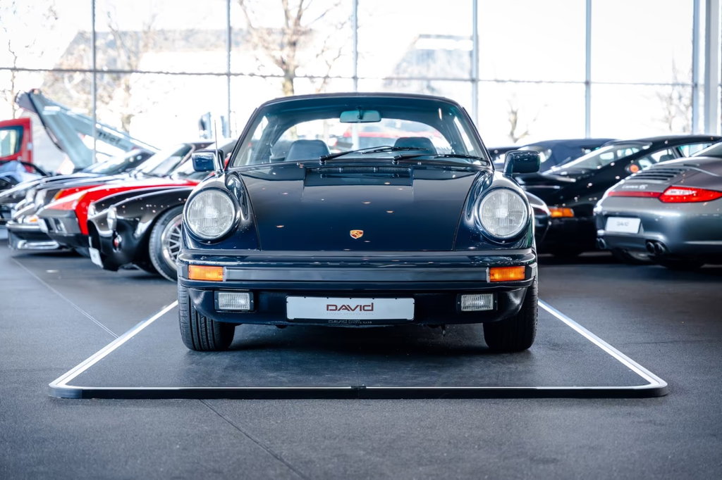 Porsche 911 Carrera 3.2