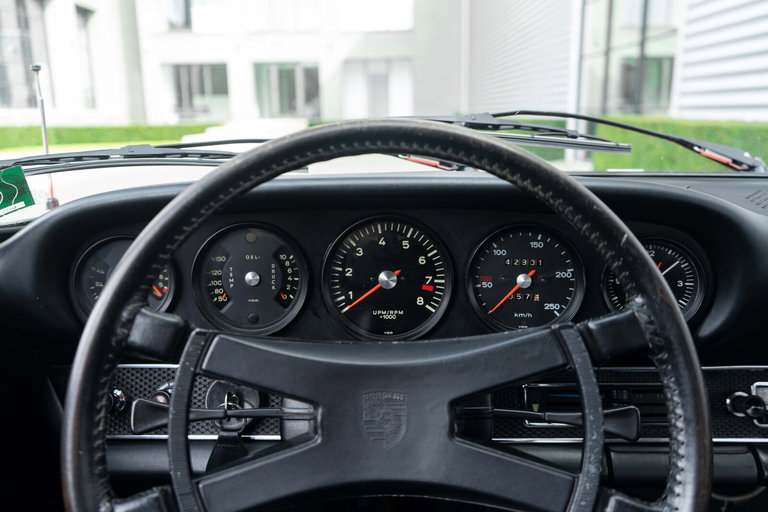 Porsche 911 S (F-Modell)
