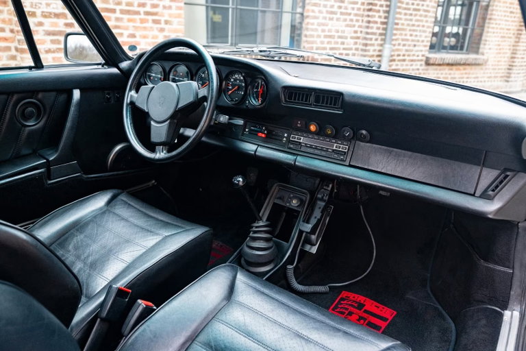 Porsche 911 SC