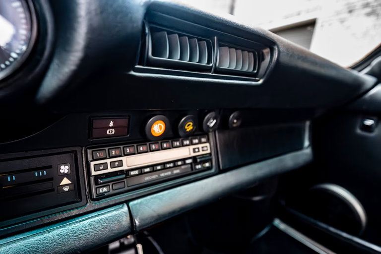 Porsche 911 SC