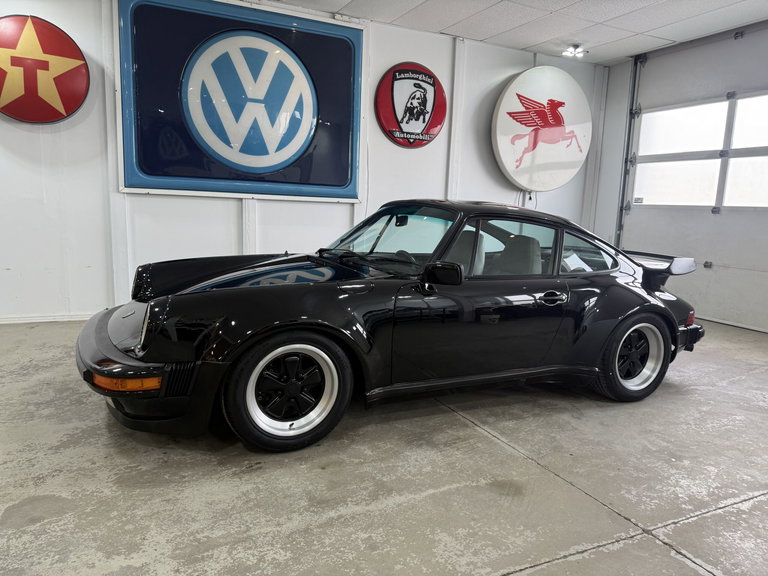 Porsche 911 Carrera 3.2