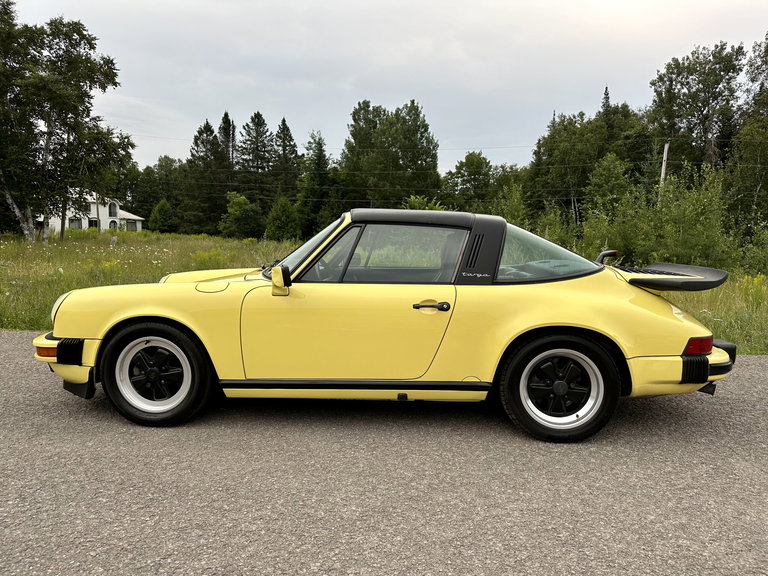 Porsche 911 Carrera 3.2