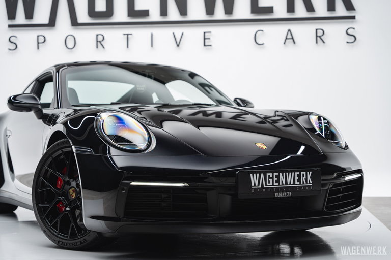 Porsche 992 Carrera 4S