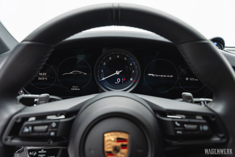 Porsche 992 Carrera 4S