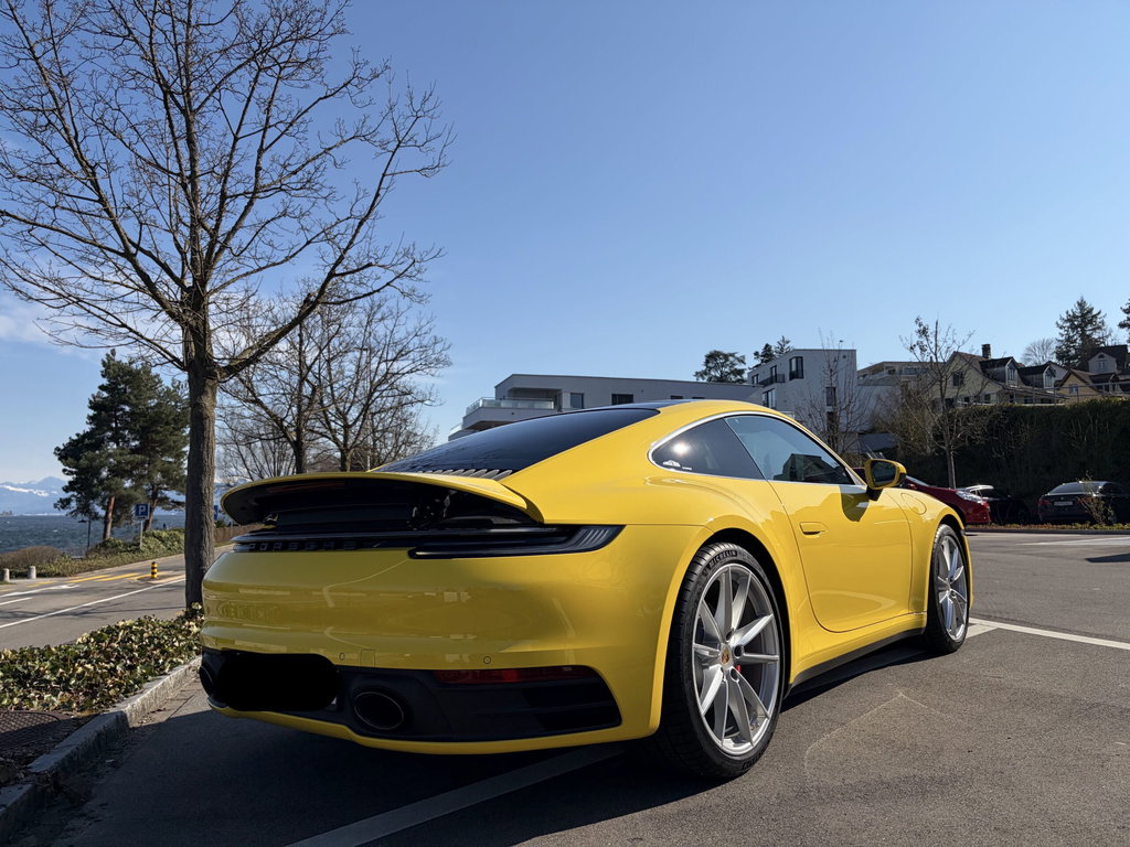 Porsche 992 Carrera 4S