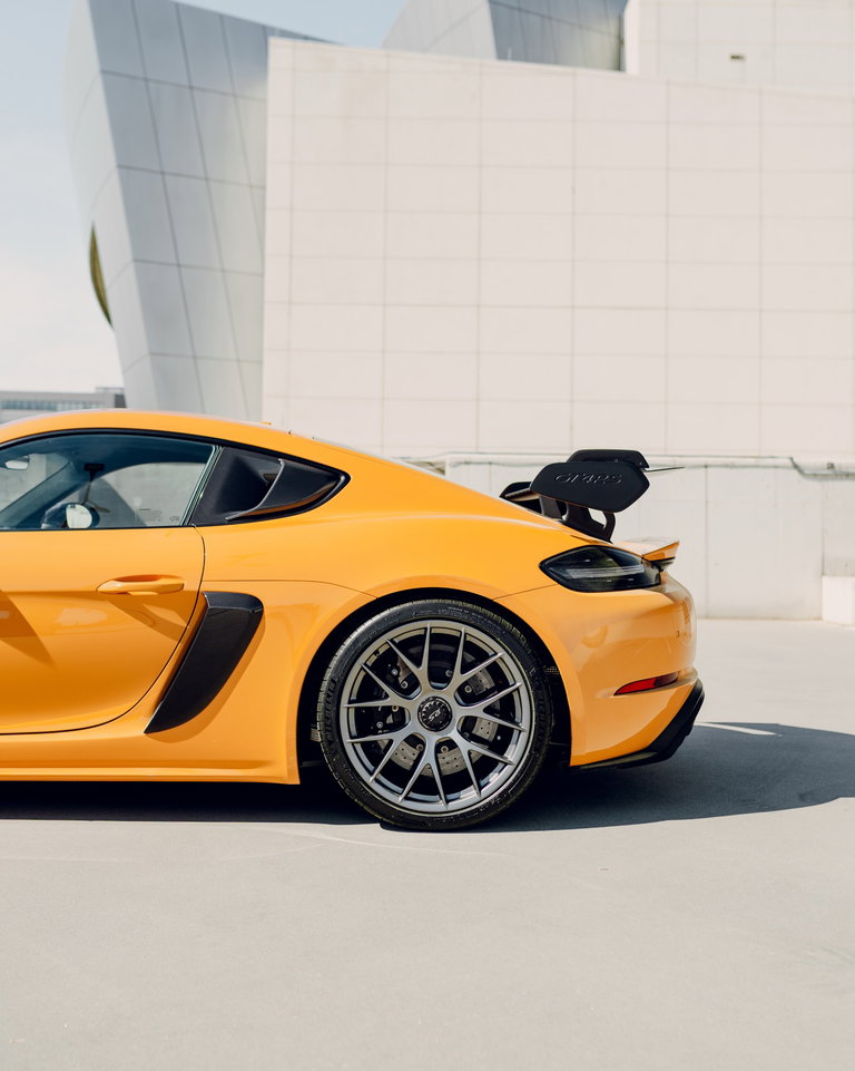 Porsche 718 Cayman GT4 RS