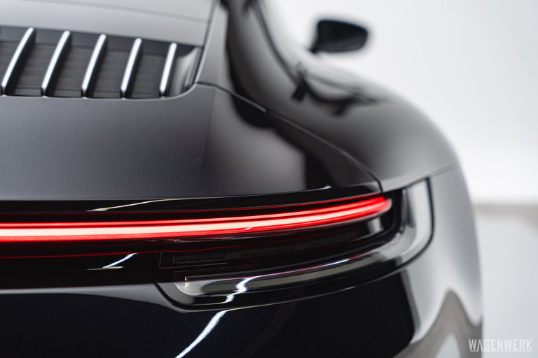 Porsche 992 Carrera 4S