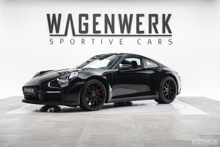 Porsche 992 Carrera 4S