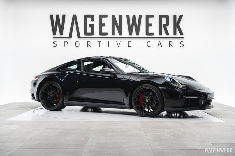 Porsche 992 Carrera 4S