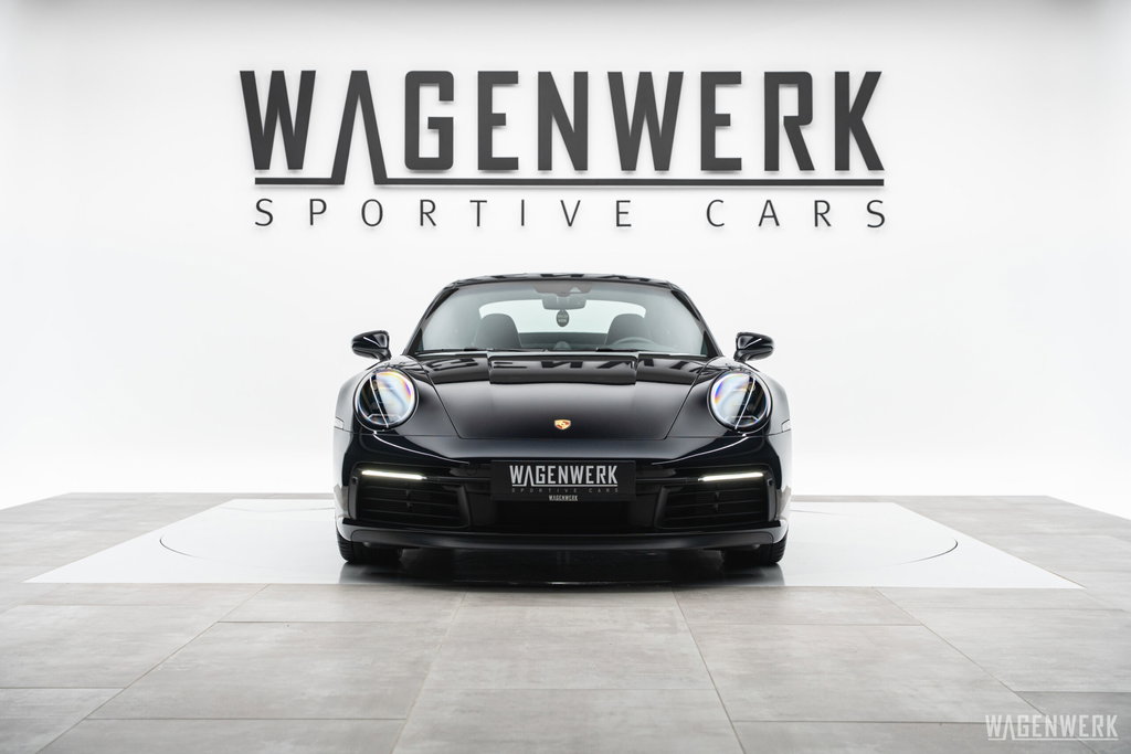 Porsche 992 Carrera 4S