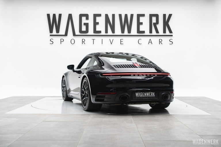 Porsche 992 Carrera 4S