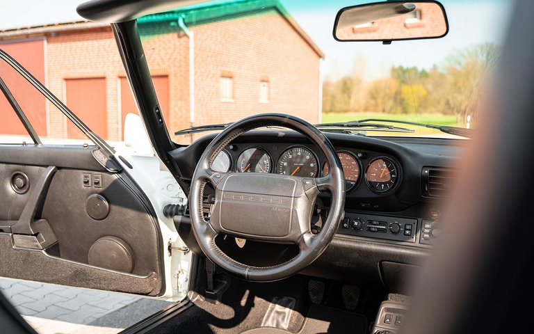 Porsche 964 Carrera 4