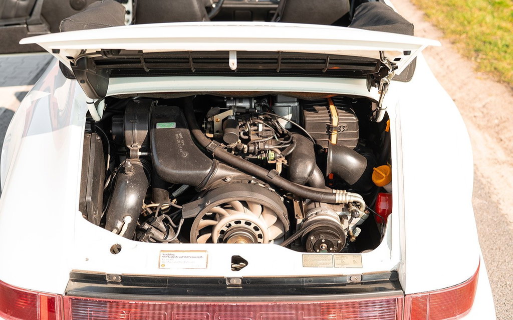 Porsche 964 Carrera 4