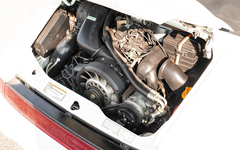 Porsche 964 Carrera 4